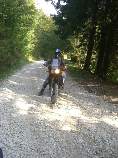 Unerwartete Schotterpassage.JPG