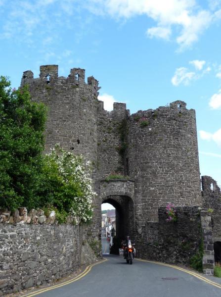 01Wales Conwy Castle.jpg